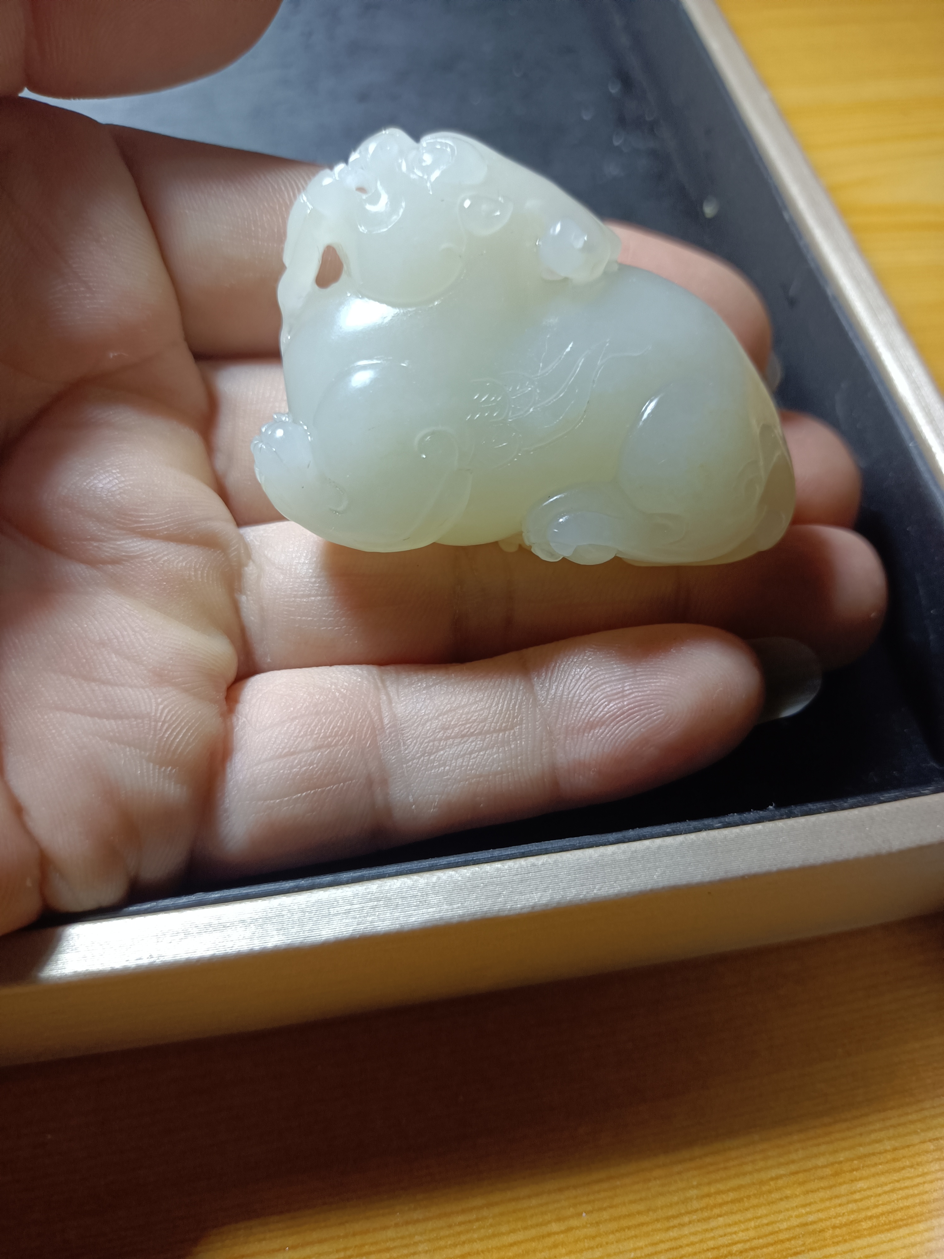 苏工精雕和田玉貔恘一手货原，60.6克