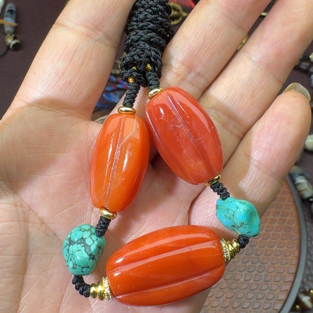 南红玛瑙未镶嵌颈饰