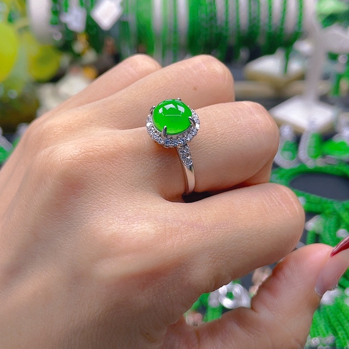 翡翠戒指银S925镶嵌蛋面戒指