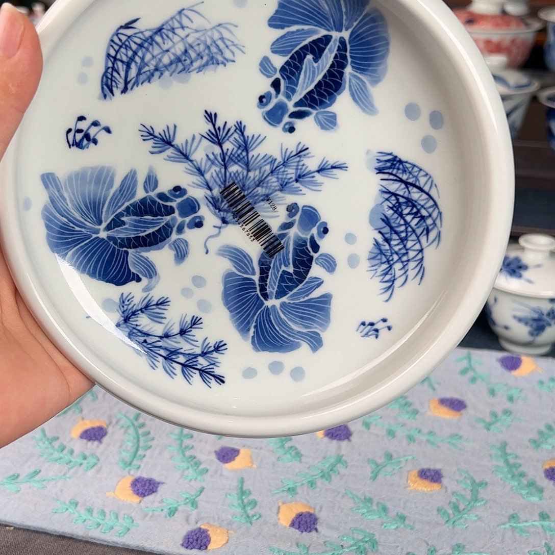 瑕不退。                              
