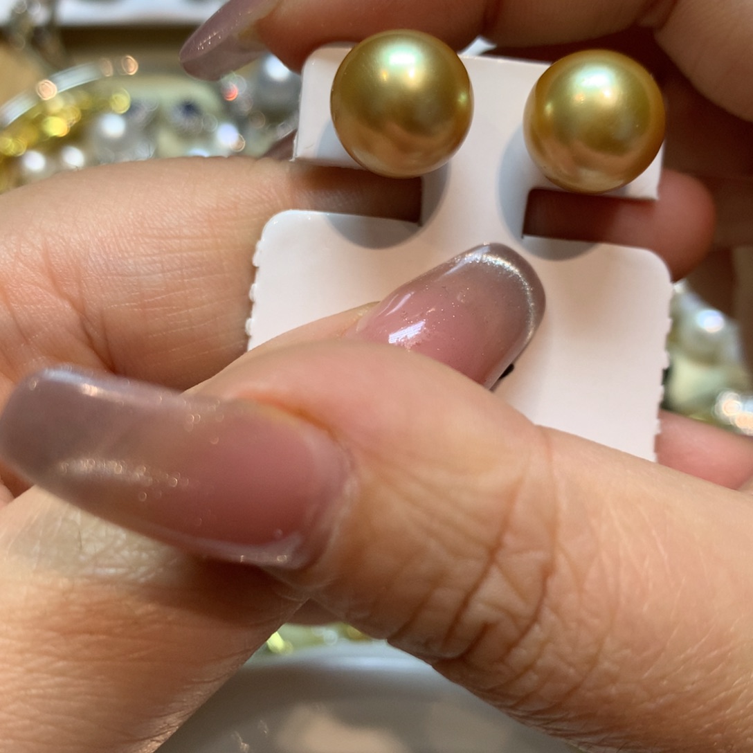 海水珍珠耳饰18K金镶嵌