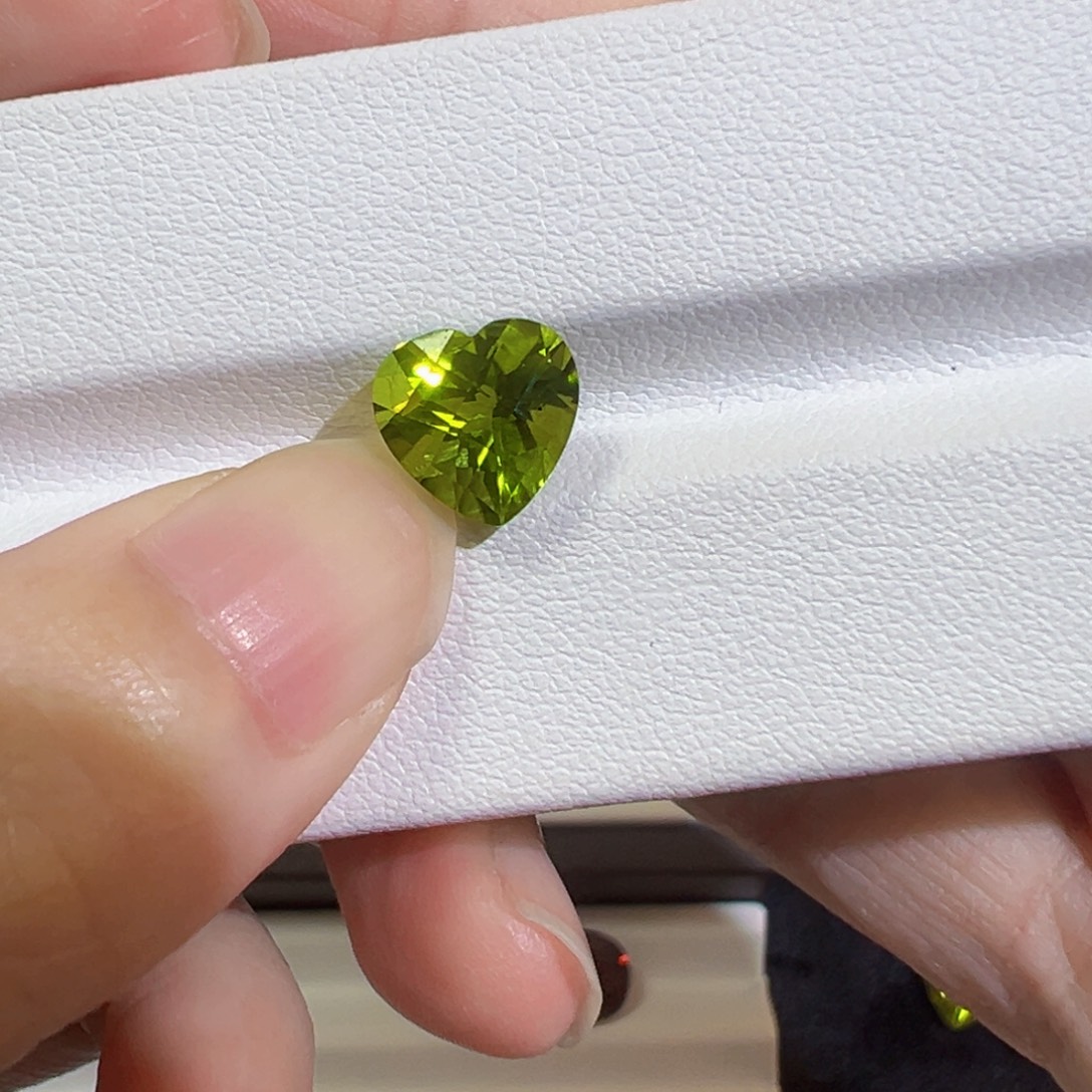 未镶嵌裸石橄榄石3.1ct