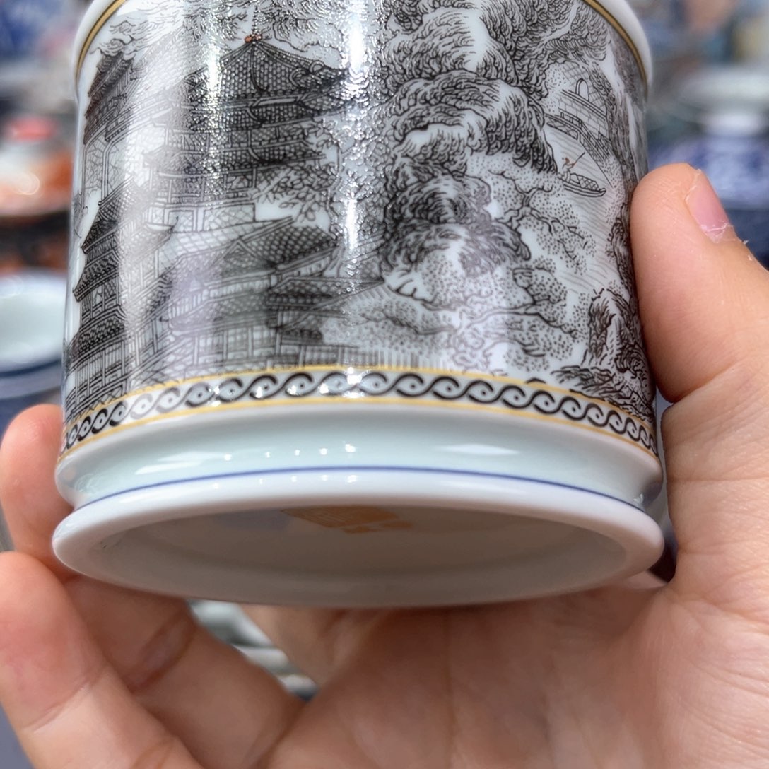 辉***景德镇陶瓷景德镇