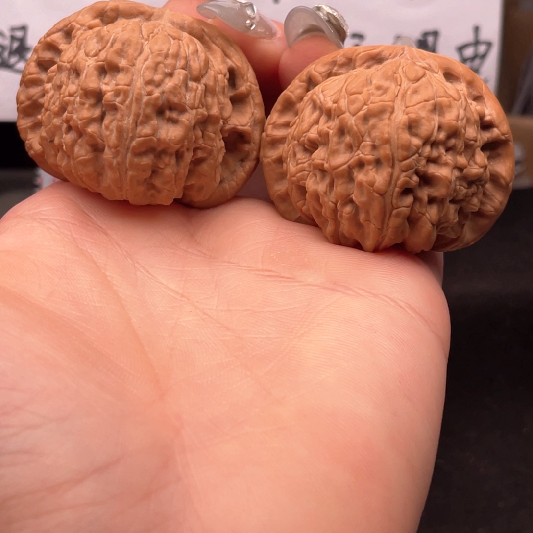 文玩核桃吊坠?*哥42白狮子微修