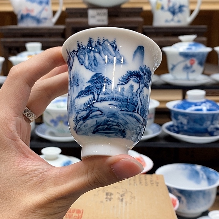 手绘重工山水主人杯100cc釉下彩微瑕福利款
