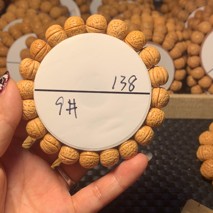 桃核手串胖*鱼9号链接。。。。。