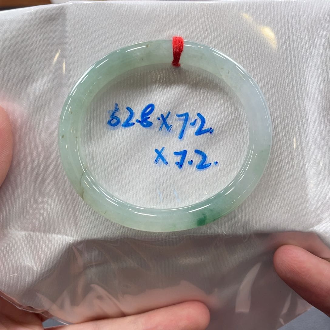翡翠手镯未镶嵌2号