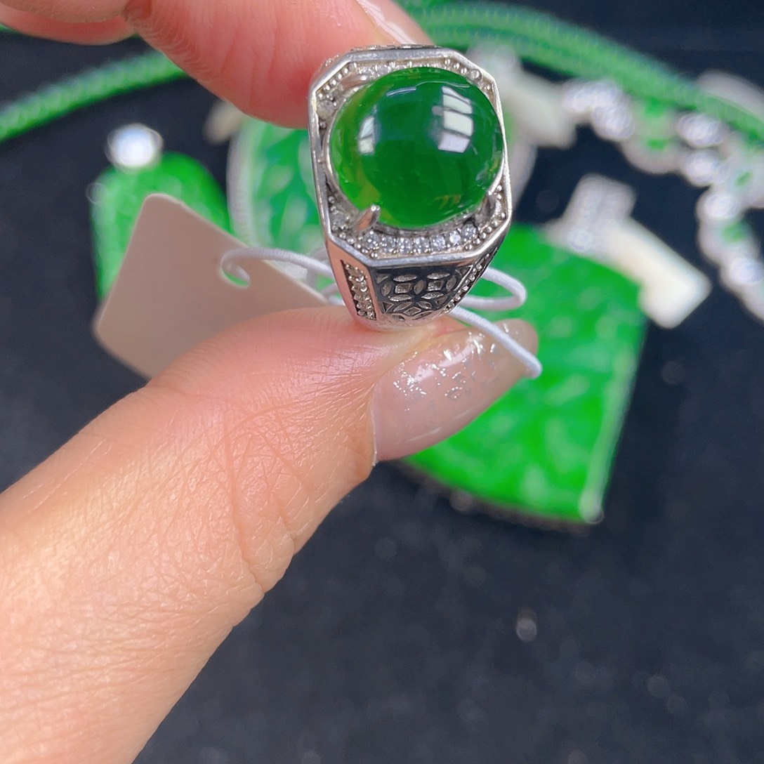 翡翠吊坠(不含链)银S925镶嵌