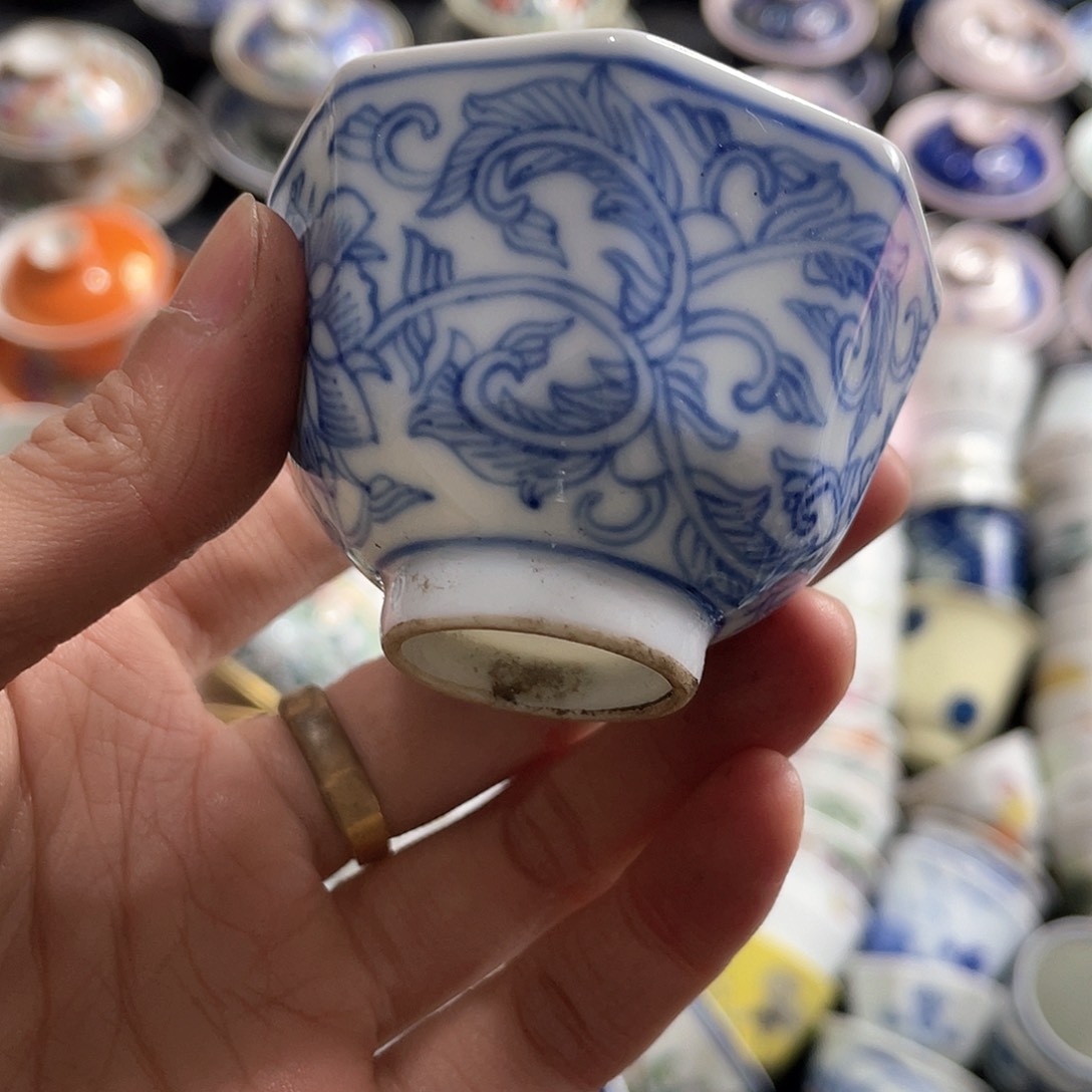 瓷片今天爱吃大米饭