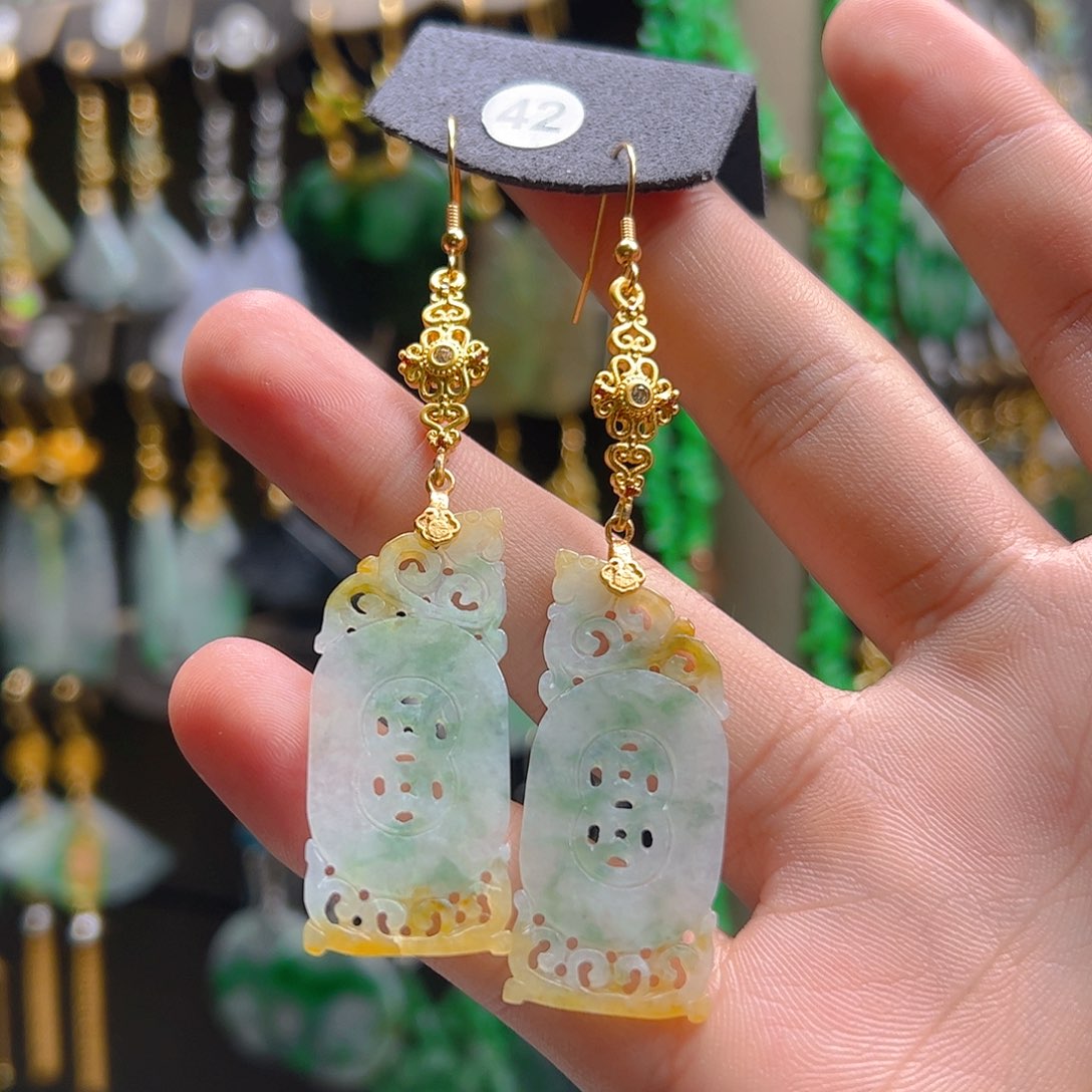 未镶嵌翡翠耳饰翡翠