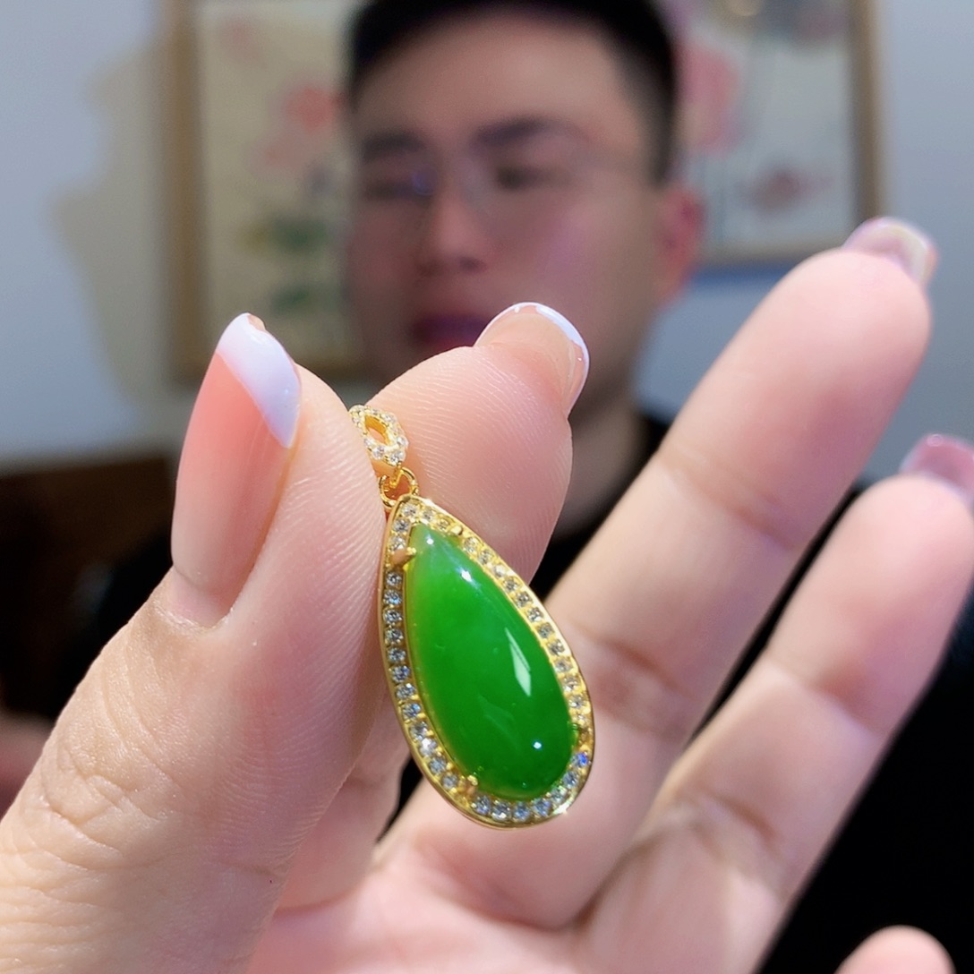 和田玉（碧玉）颈饰银S925镀金镶嵌