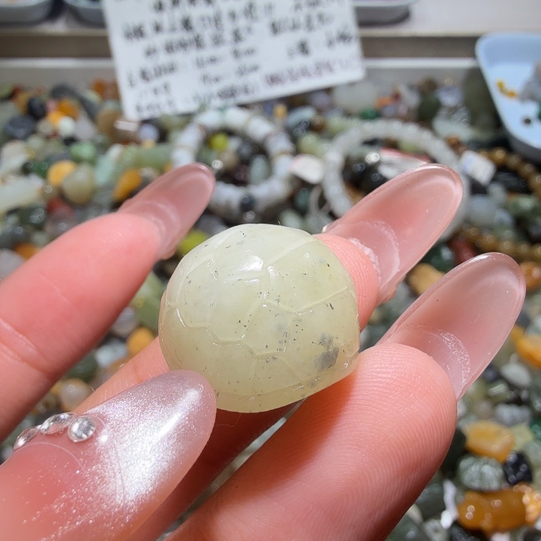 和田玉未镶嵌珠宝奇石