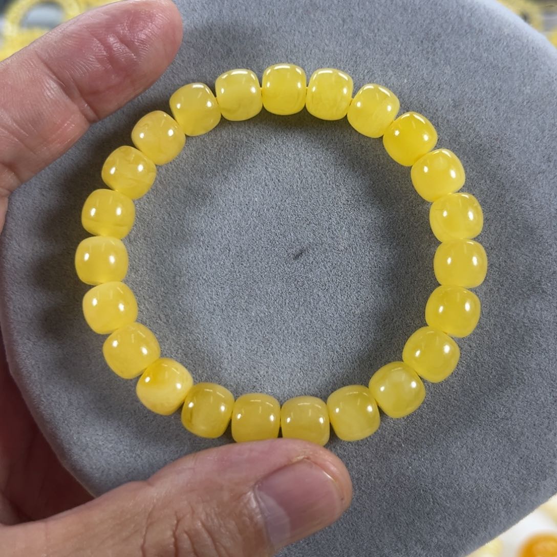 蜜蜡手串未镶嵌纯天然俄料鸡油黄