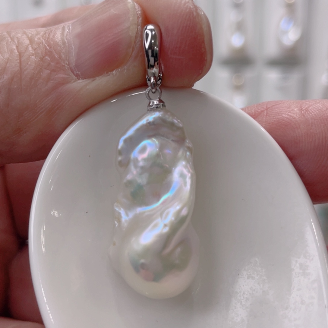 颈饰未镶嵌淡水珍珠