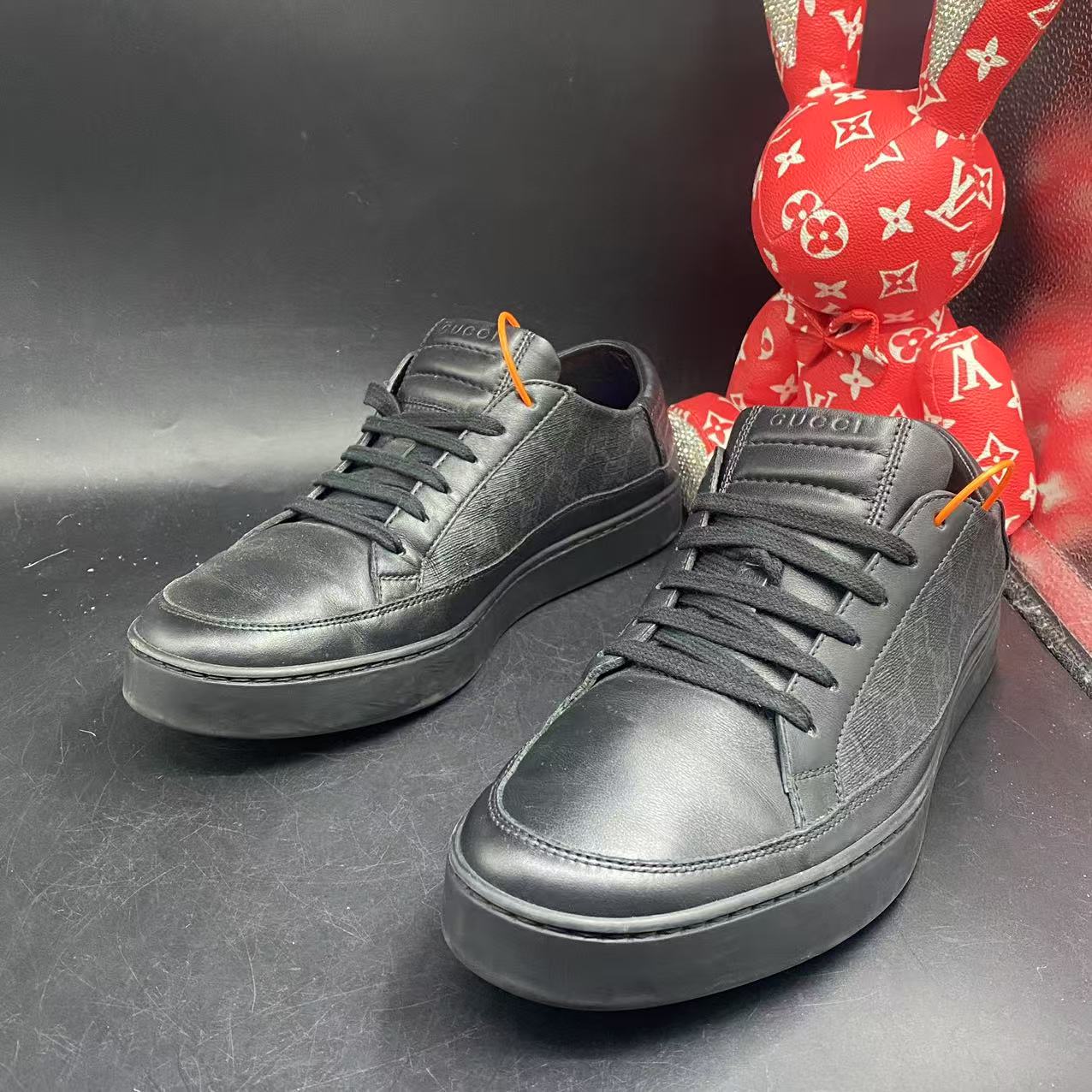 95新 GUCCI/古驰 【聚星福利】黑色暗纹贝壳板鞋42.5欧码jdf028