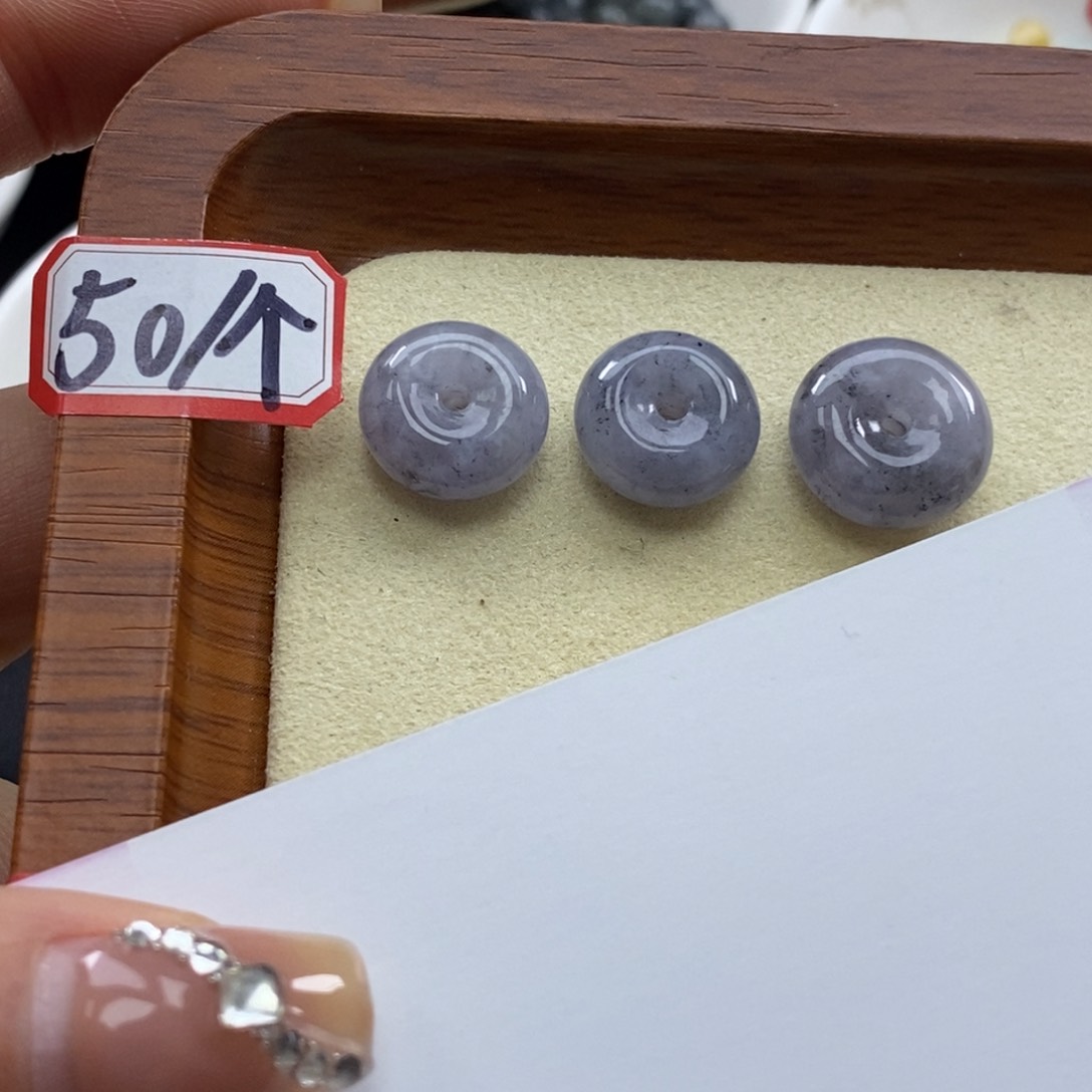 翡翠颈饰未镶嵌50一个可挑