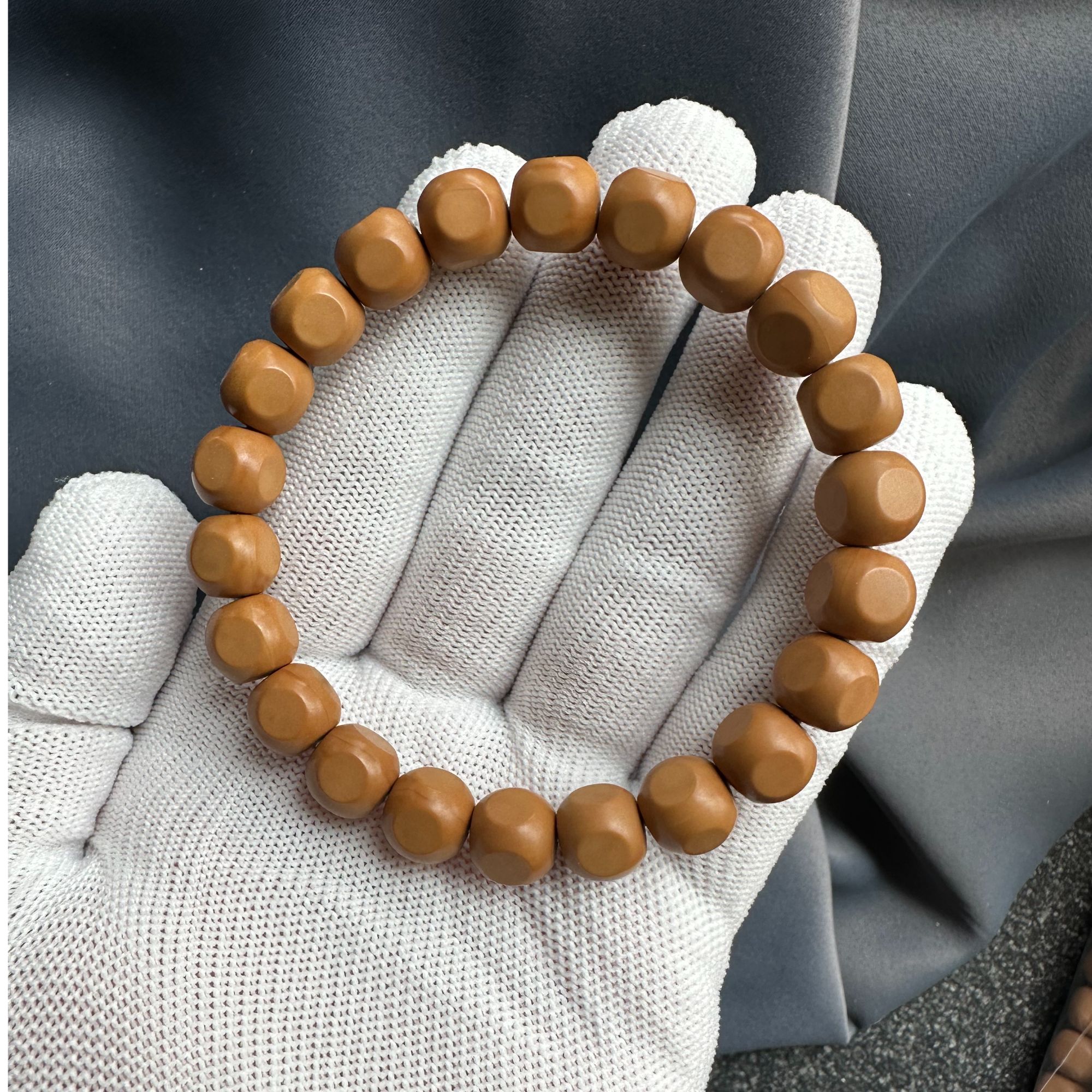 全品猴头核桃小六方A++