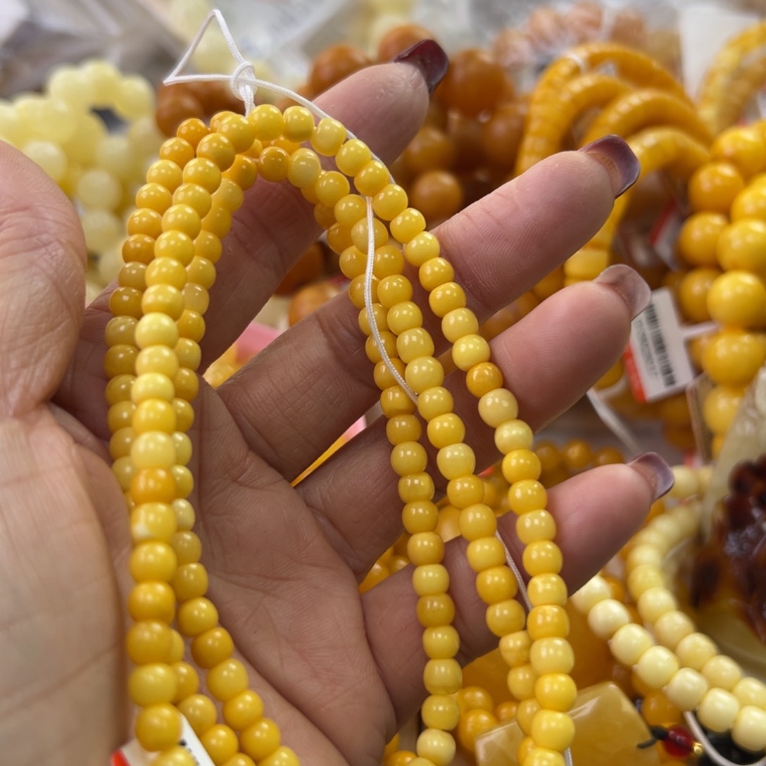 琥珀珠宝奇石未镶嵌