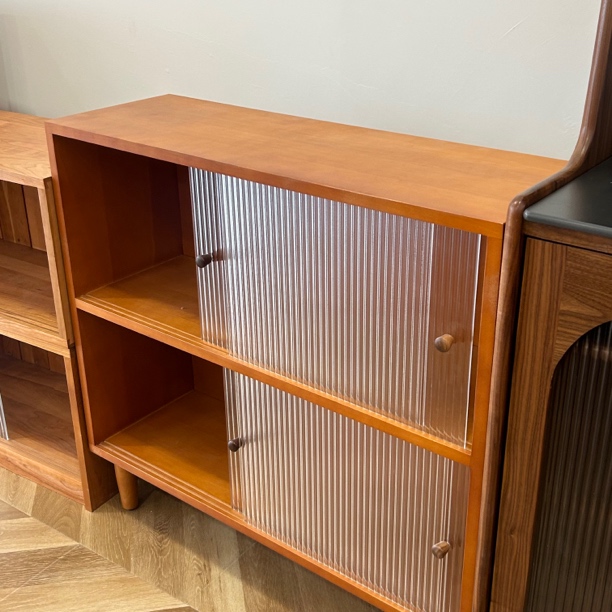 双层榉木书柜样品默认微瑕