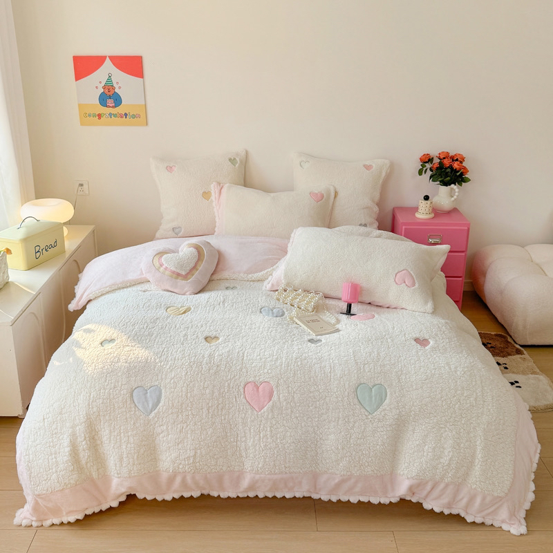 少女心秋冬加厚绵羊绒牛奶绒四件套爱心花边保暖双面加绒床上用品