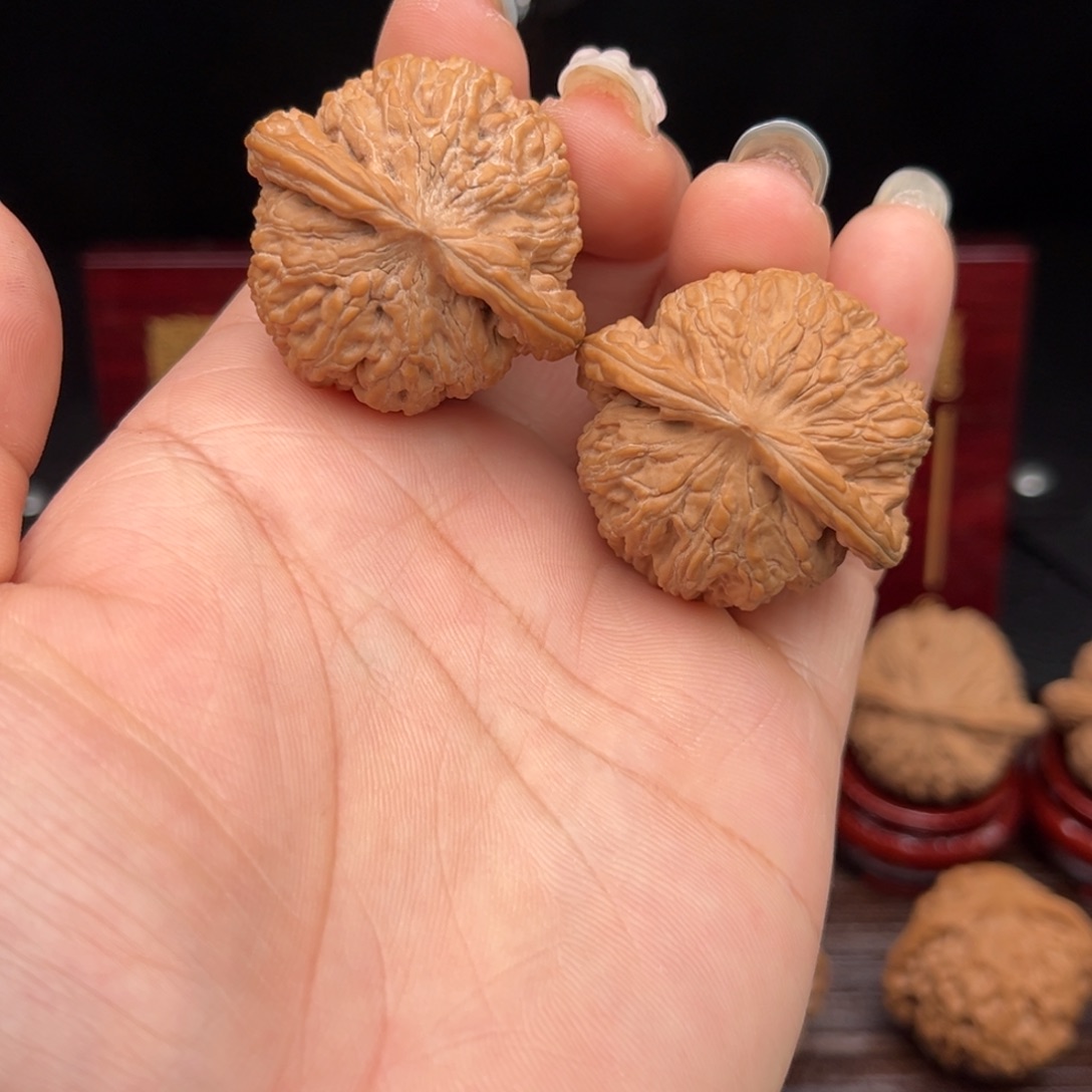 文玩核桃吊坠赵闷