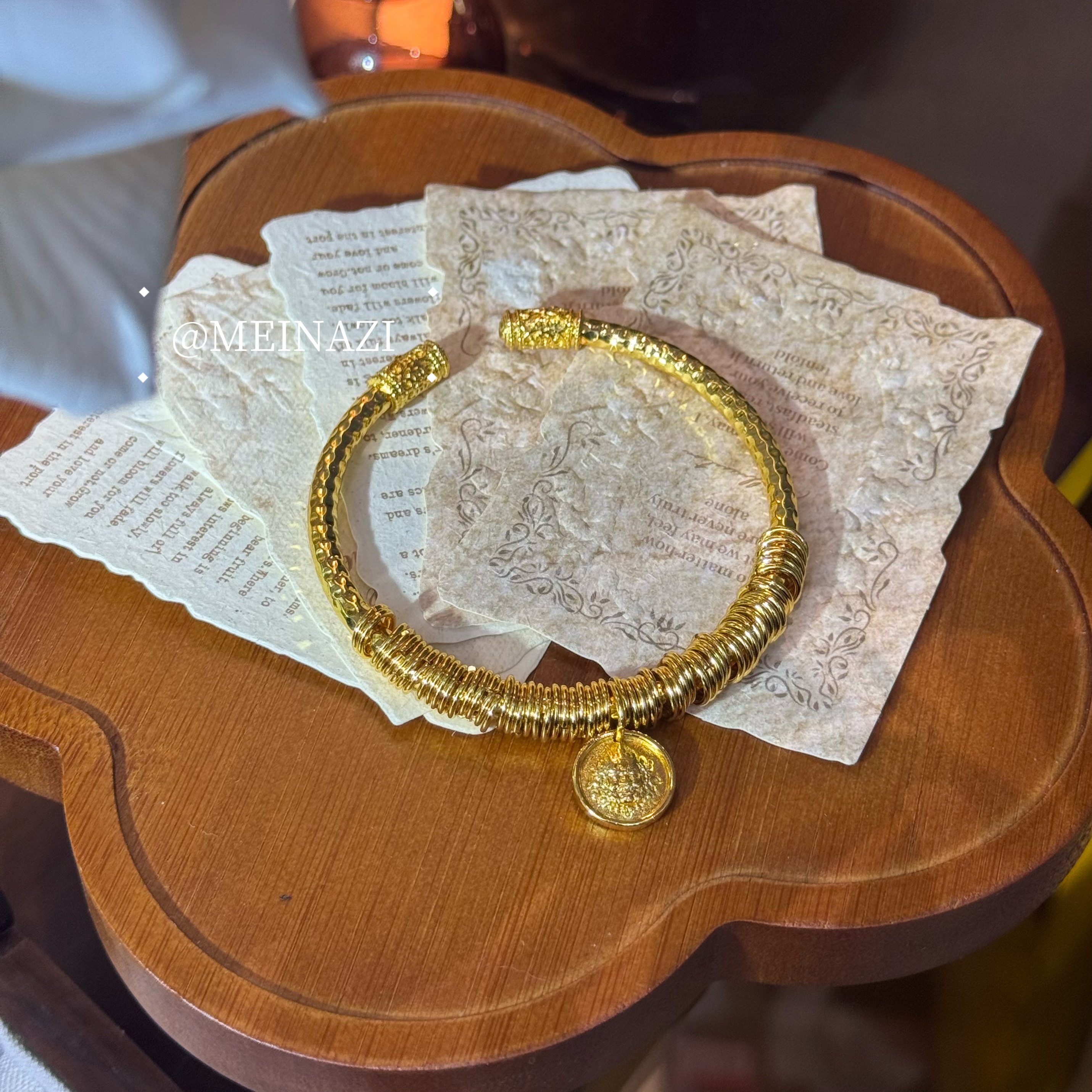 MEINAHUI/锤纹开口手镯X00210