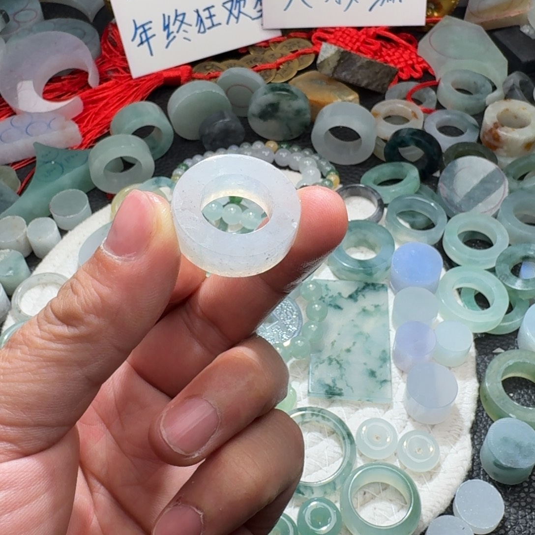 定制翡翠未镶嵌天然翡翠