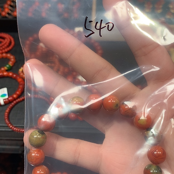 南红玛瑙未镶嵌手链