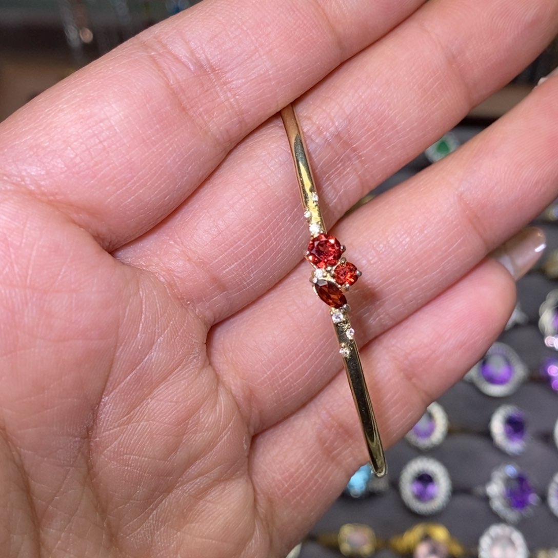 石榴石手镯银S925镶嵌胖***?白色