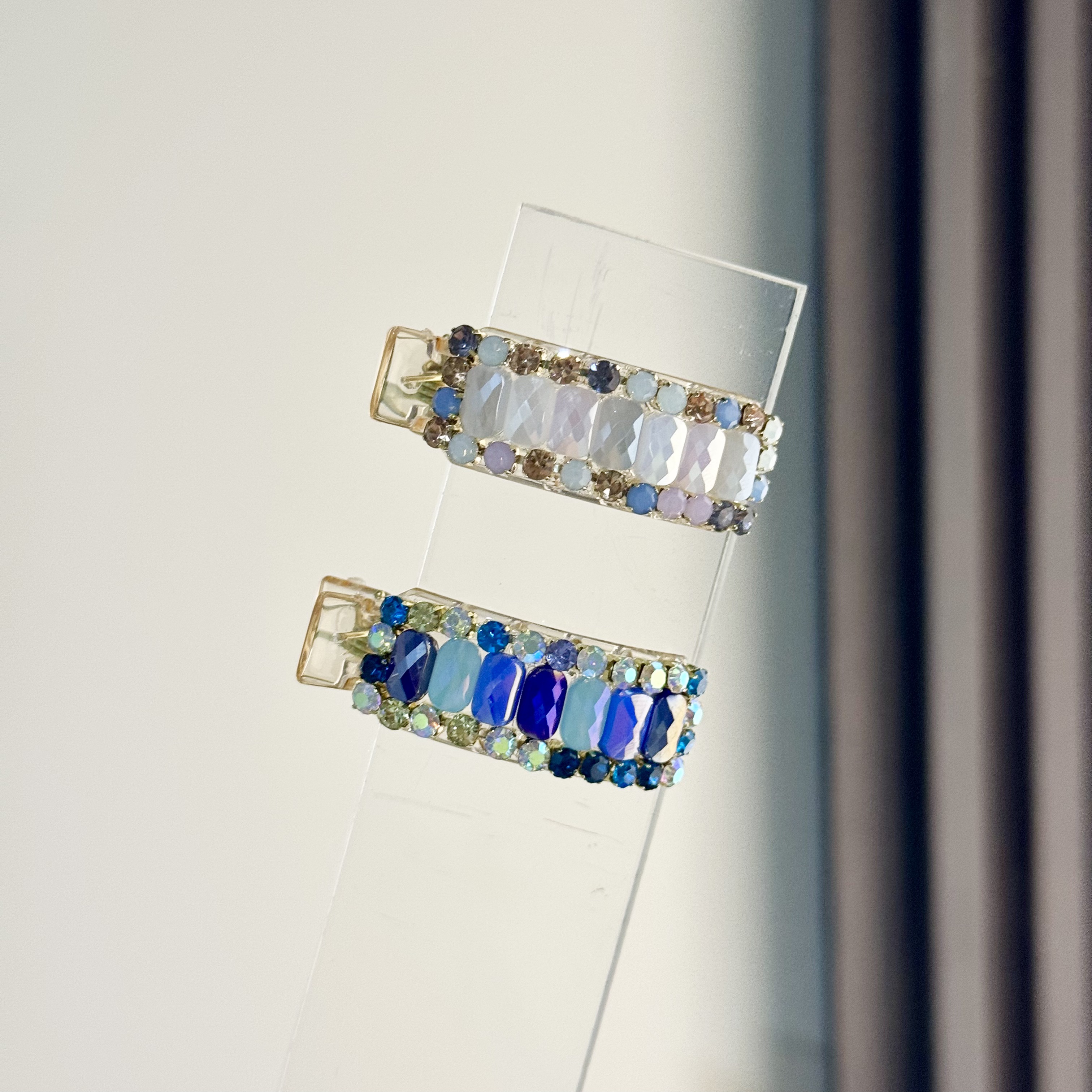 东大门 韩系轻奢baket经典侧边夹轻奢彩色钻夹1096