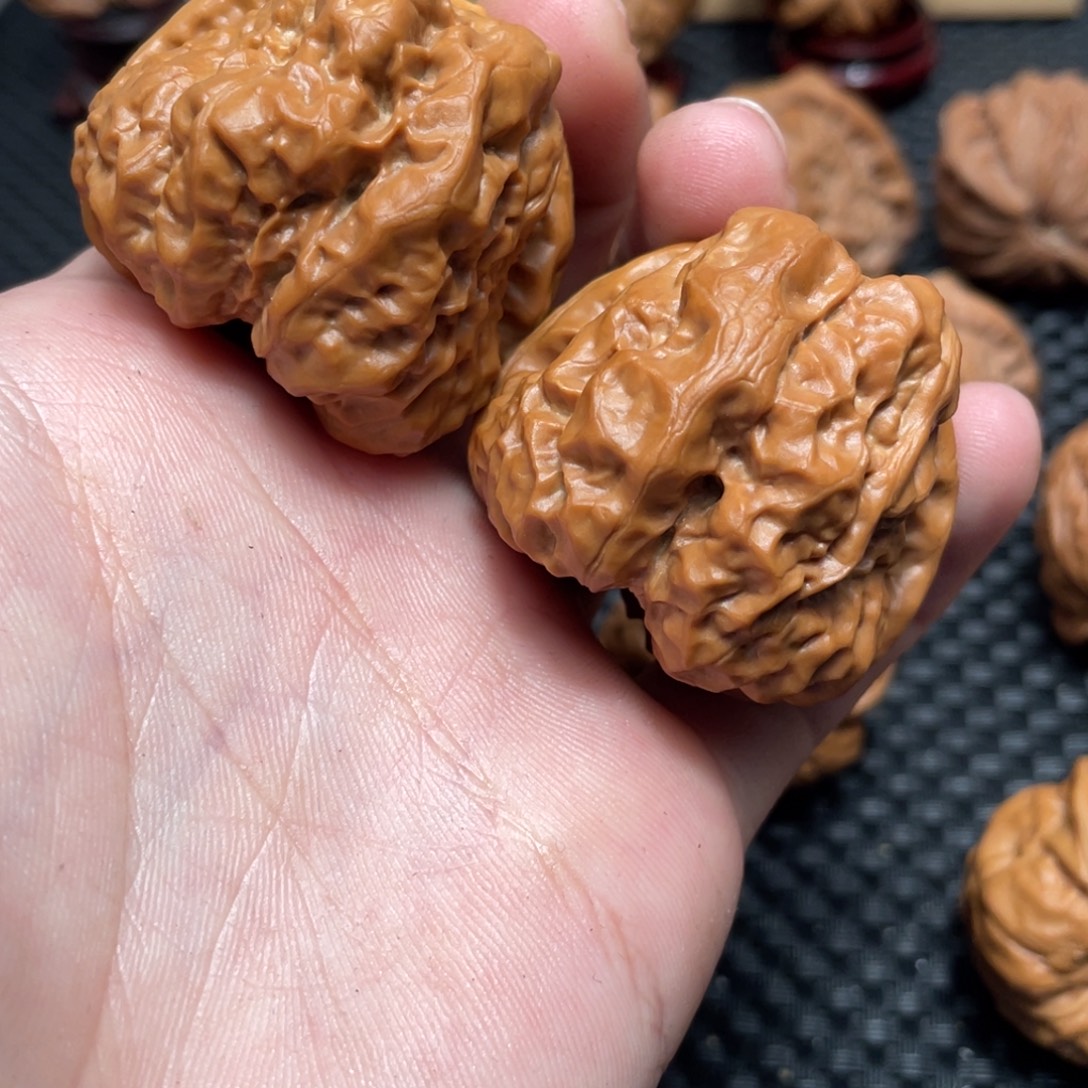 王***房文玩核桃吊坠把玩文玩核桃蛤蟆头41边