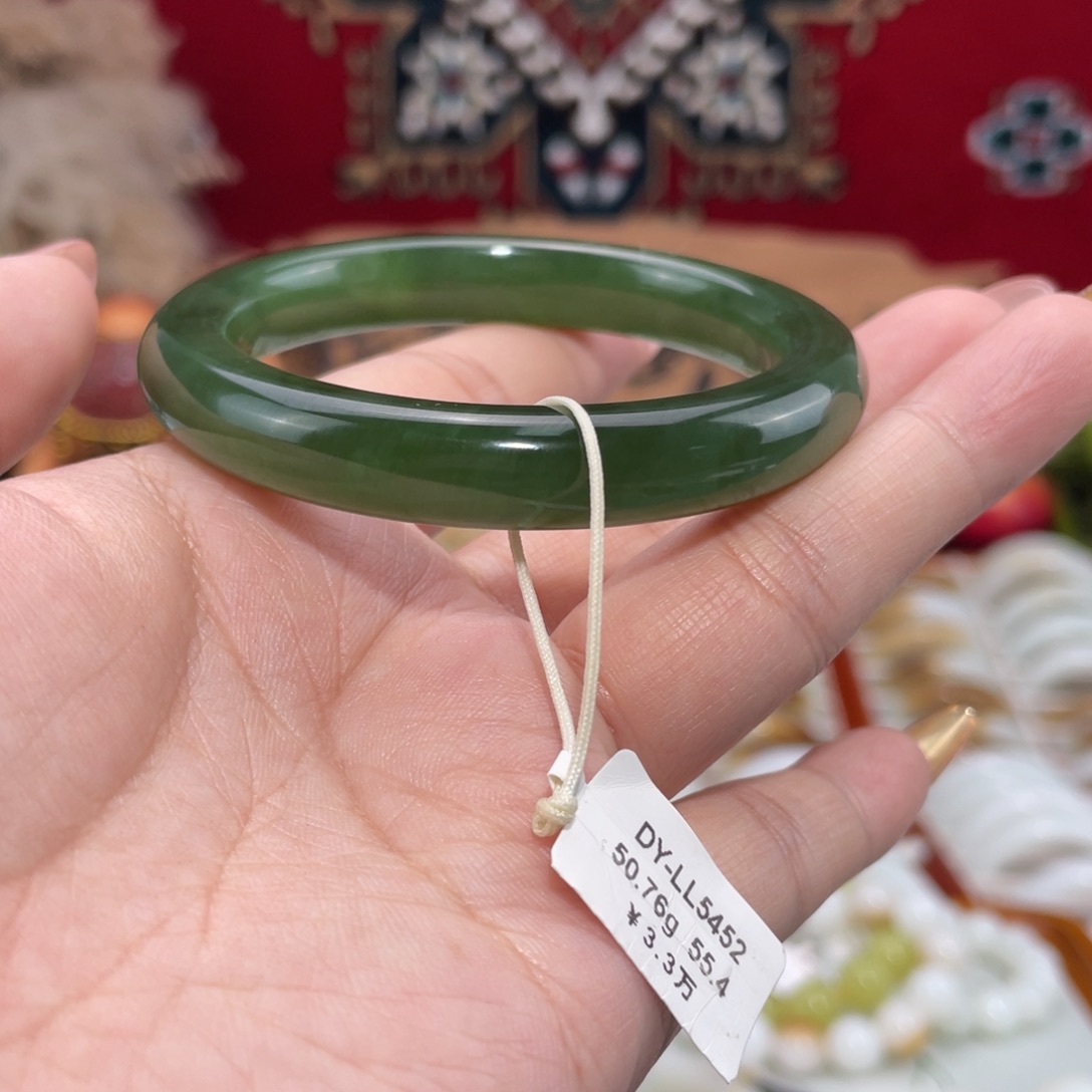 未镶嵌手镯和田玉时尚猫眼比喻