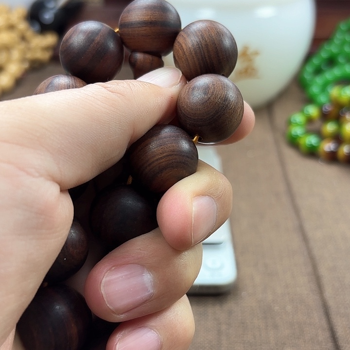 非洲紫檀（红花梨）26号卡14手串白花