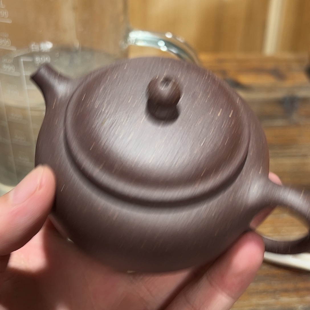 茶壶紫砂紫砂的味道很浓