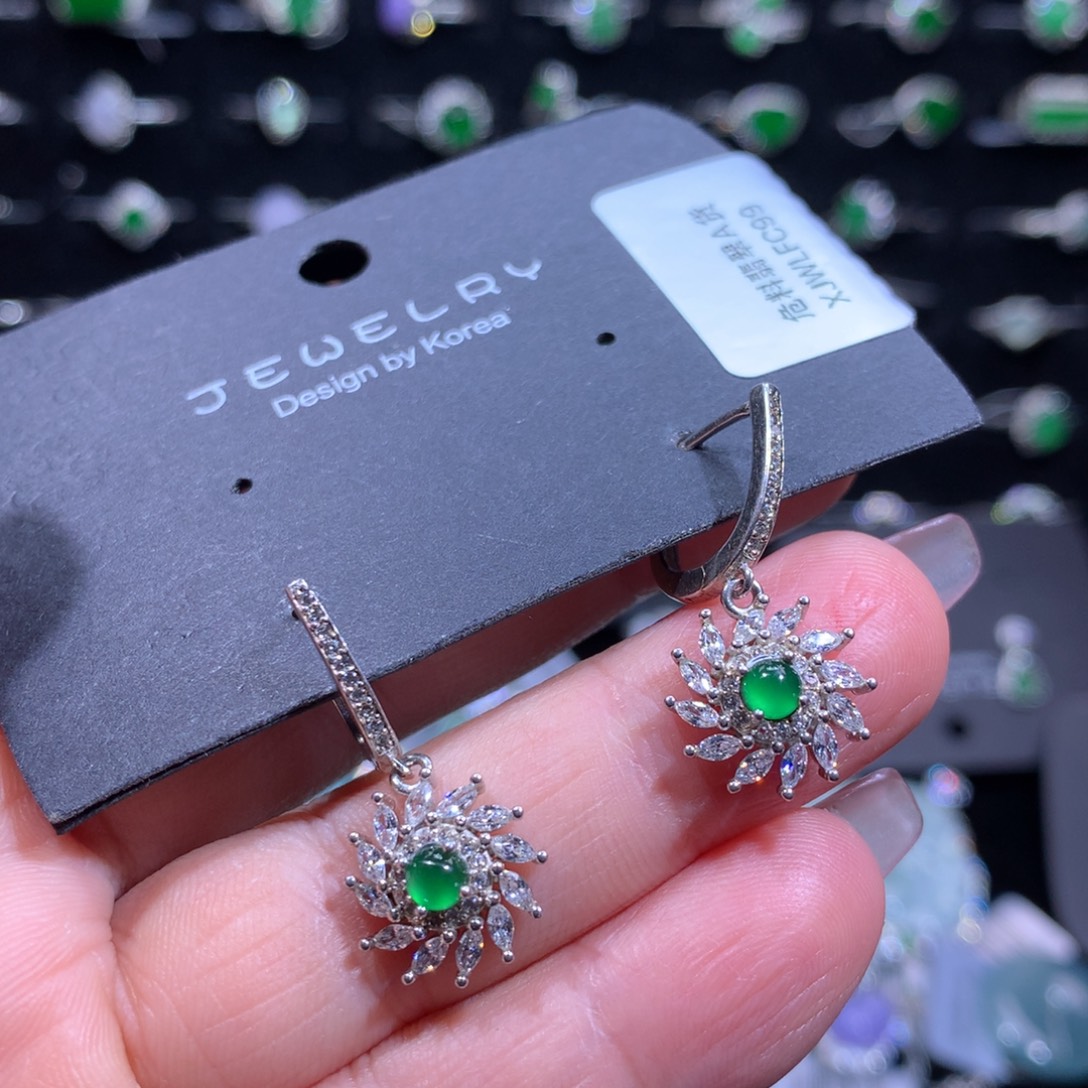 翡翠银S925镶嵌耳饰天然翡翠