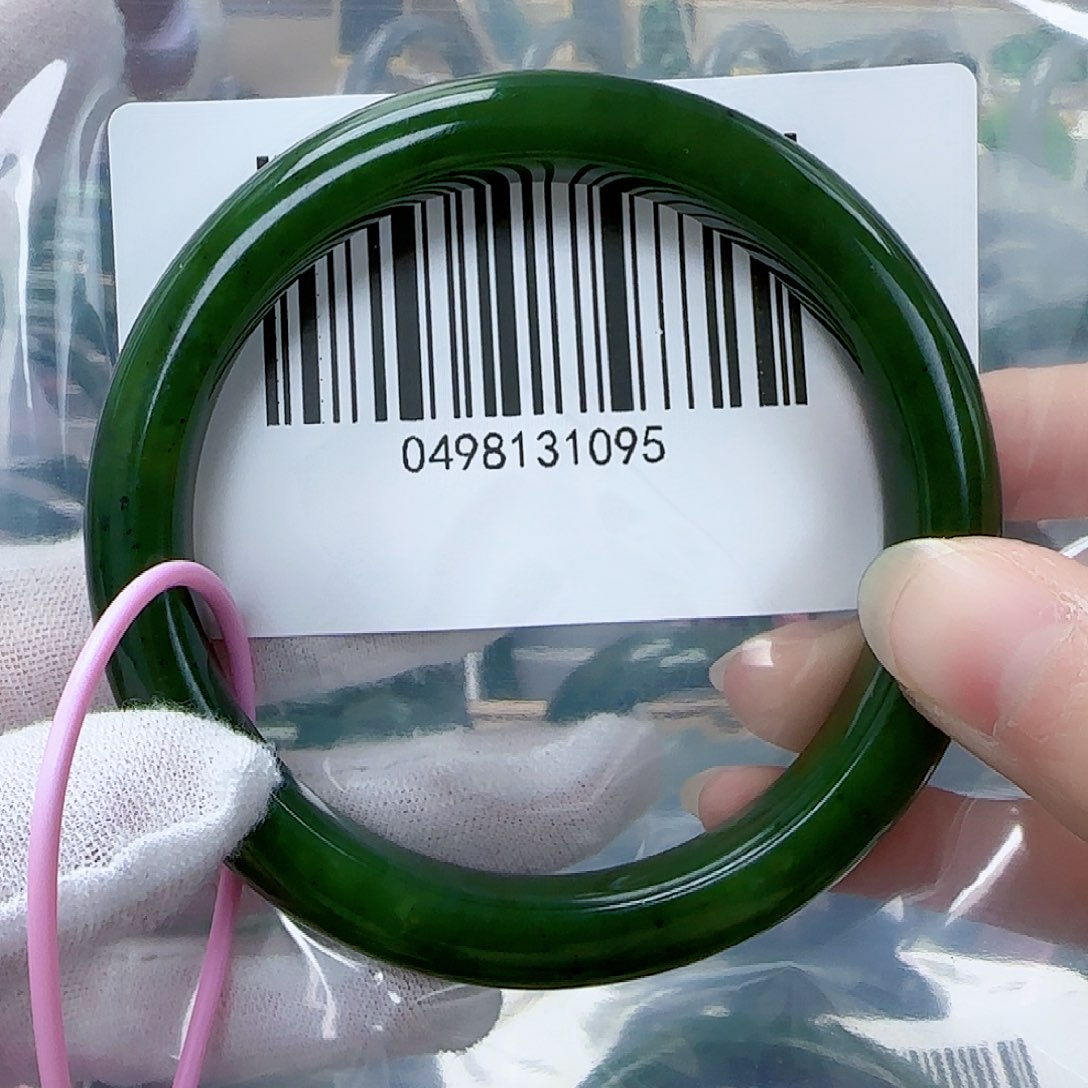 和田玉（碧玉）手镯未镶嵌63包容