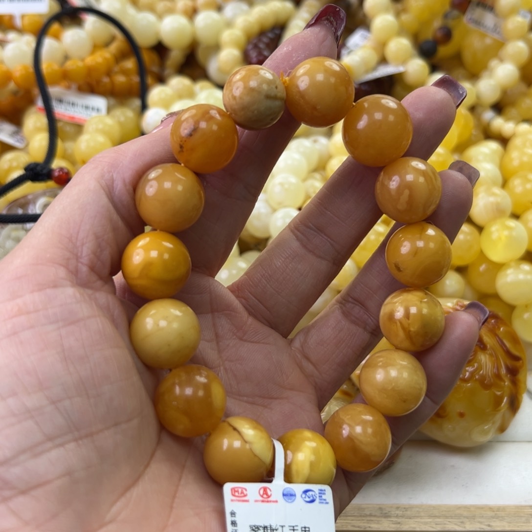 琥珀珠宝奇石未镶嵌