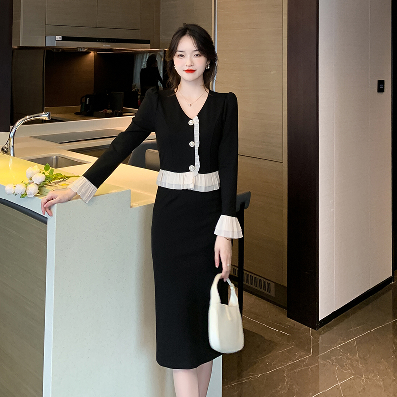 2024秋季新款气质显瘦名媛中长款时尚减龄连衣裙