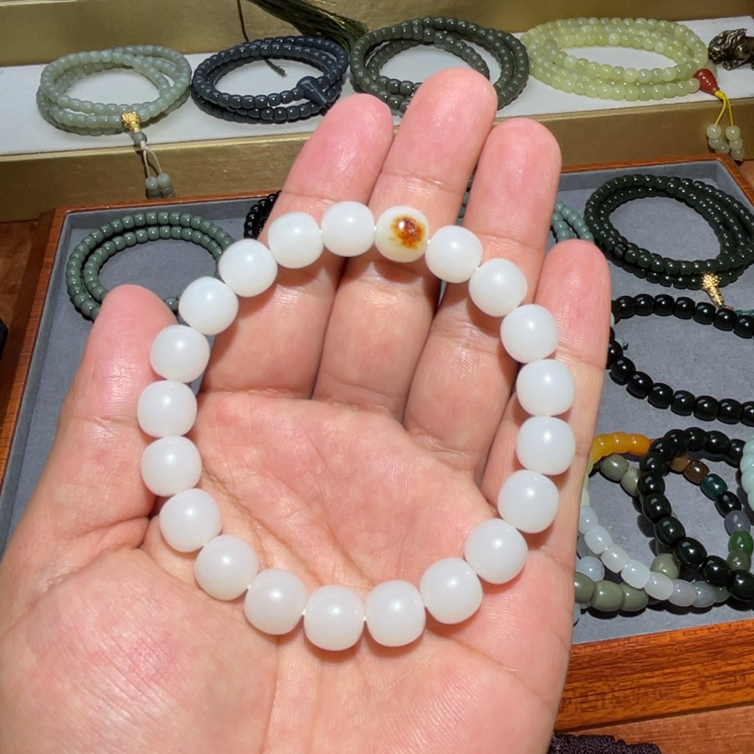 和田玉未镶嵌手链