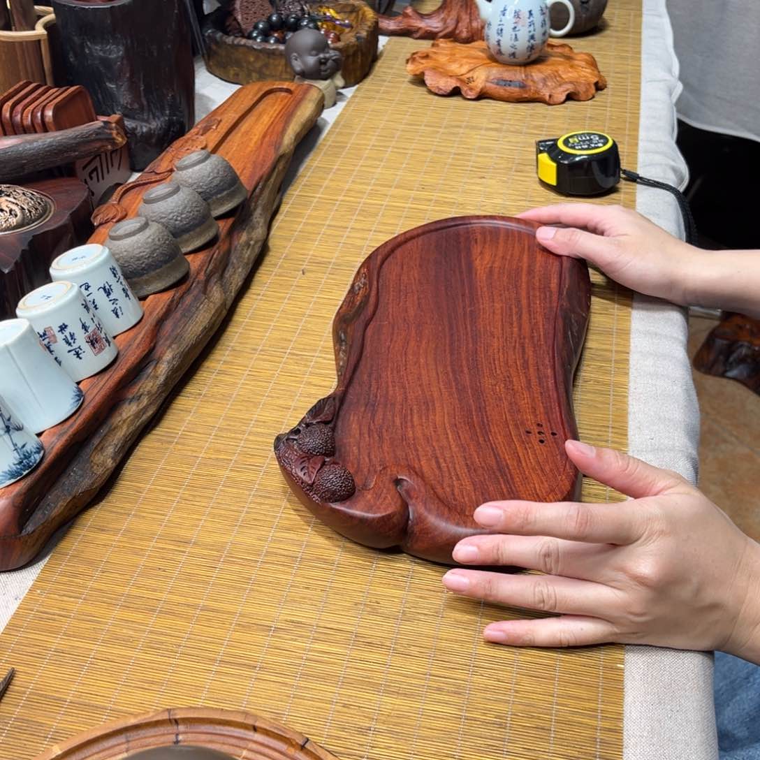 38号老挝红酸枝茶盘