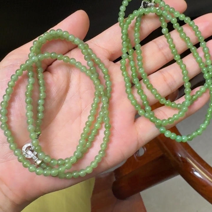 和田玉未镶嵌颈饰无黑点4小米粉青粉绿多样性发其一