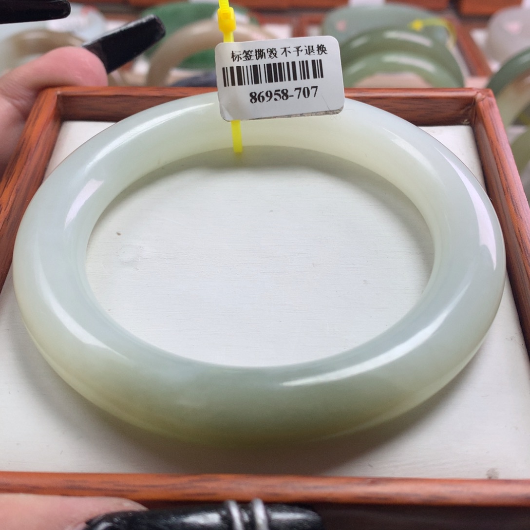 和田玉手镯未镶嵌61-62