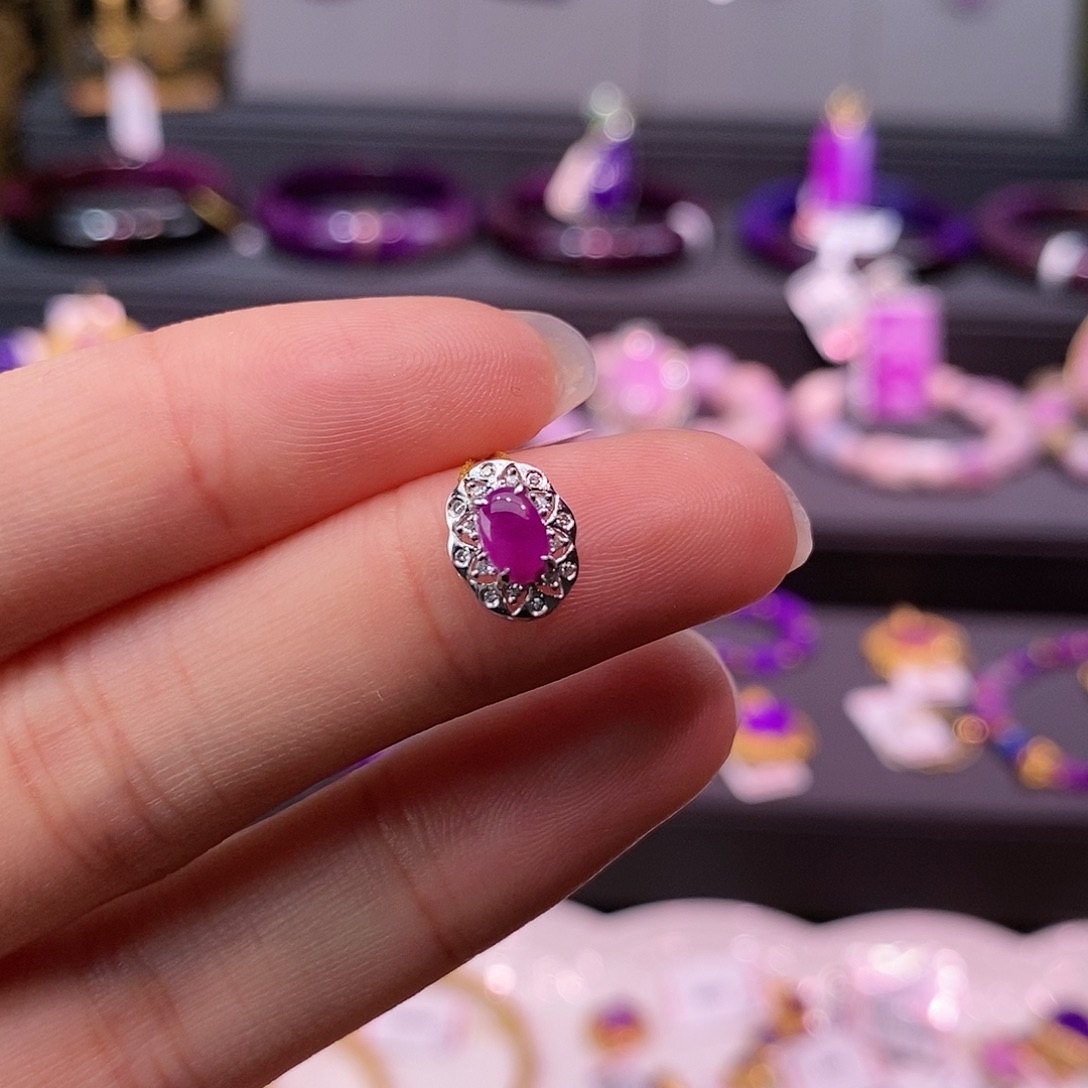 苏纪石（舒俱来）18K金镶嵌吊坠(不含链)