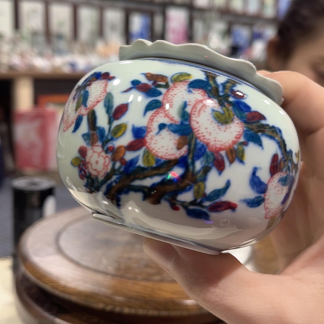 摆件陶瓷/////景德镇陶瓷瓷器。茶叶罐。