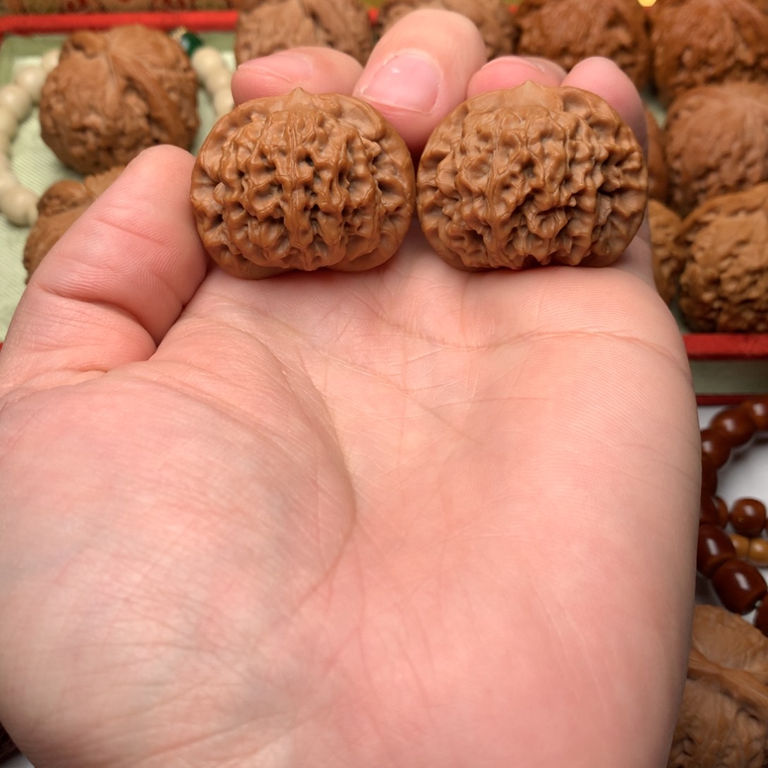 文玩核桃把件37尺全品秦闷狮子头