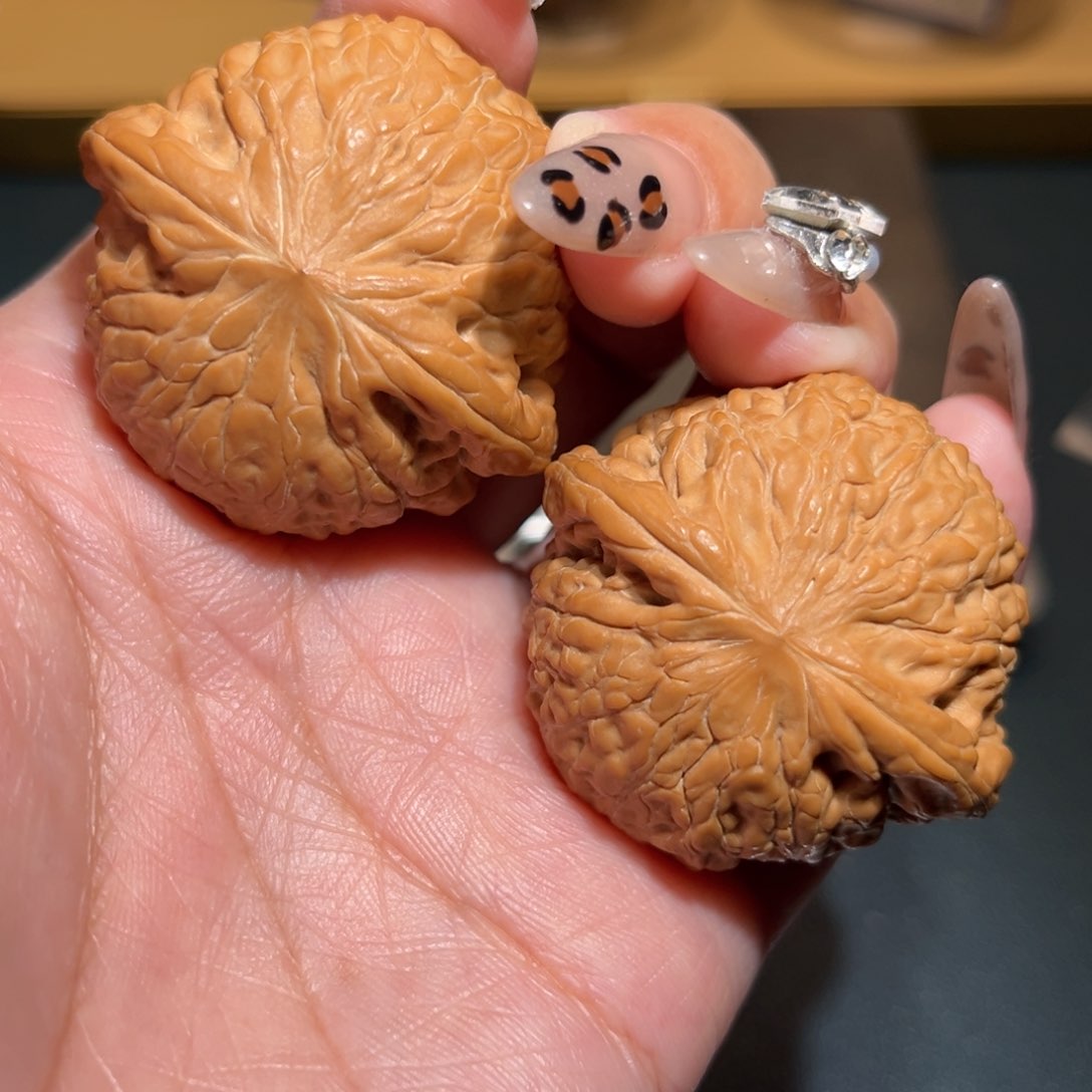 文玩核桃吊坠铁锤40