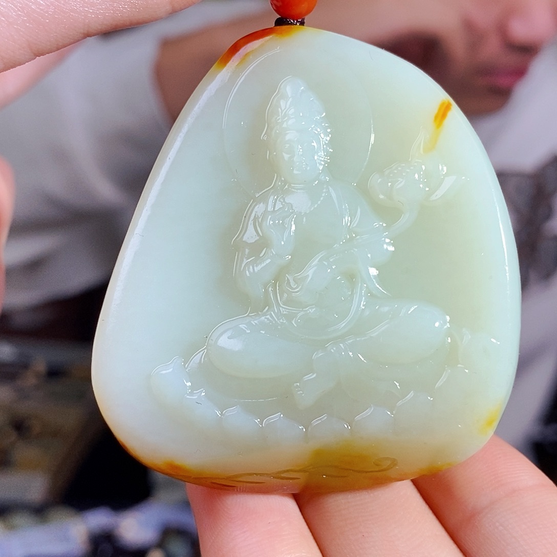 和田玉颈饰未镶嵌