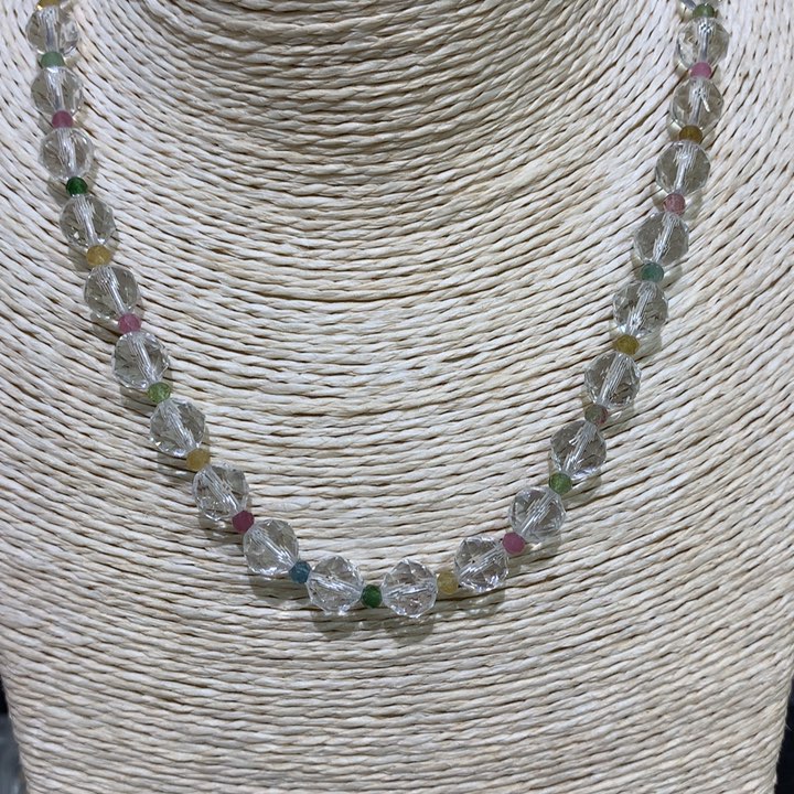 水晶颈饰未镶嵌天然