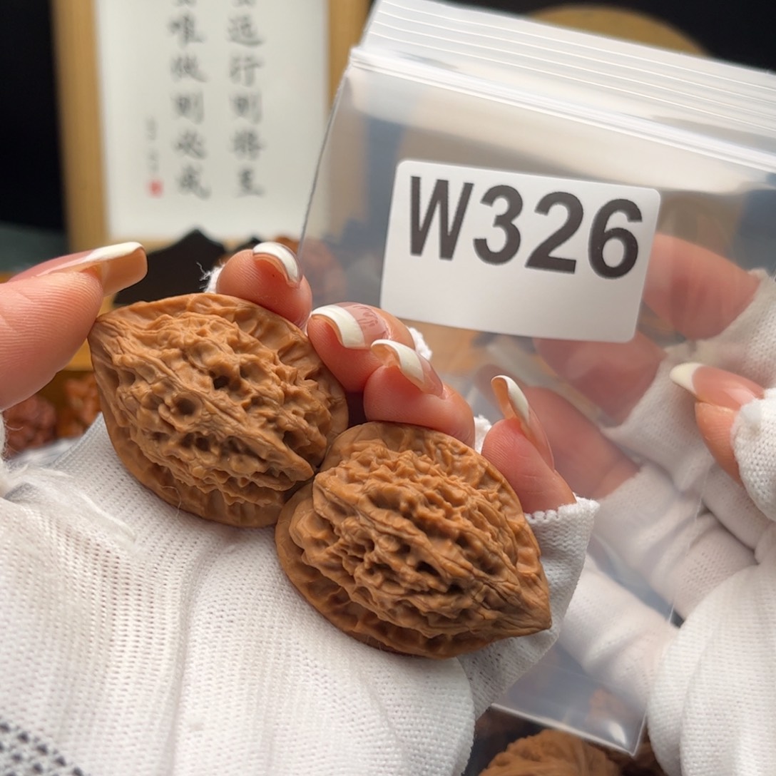 文玩核桃把件N****733十三鸡w 326