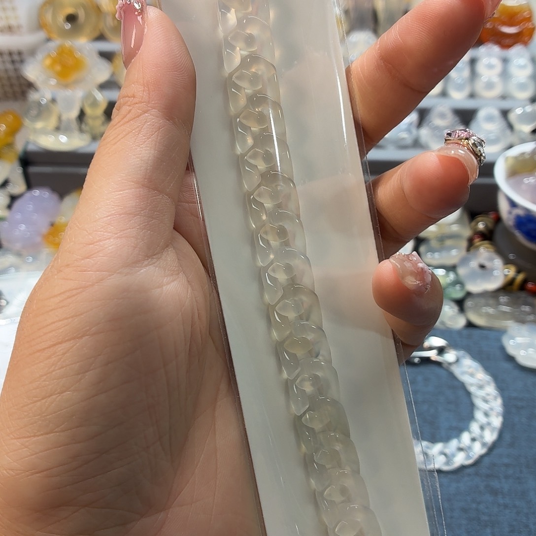 彭****玛瑙/玉髓未镶嵌吊坠(不含链)
